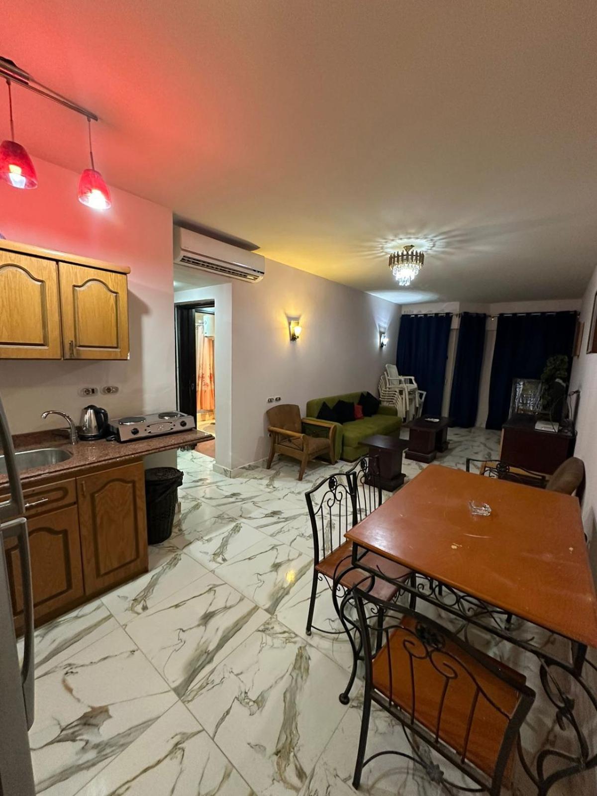 Шале Porto Sokna Water Front Ground Floor Family Only Айн-Сохна