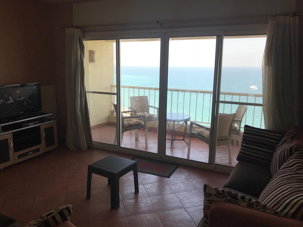 Шале Porto Sokna Water Front Ground Floor Family Only Айн-Сохна
