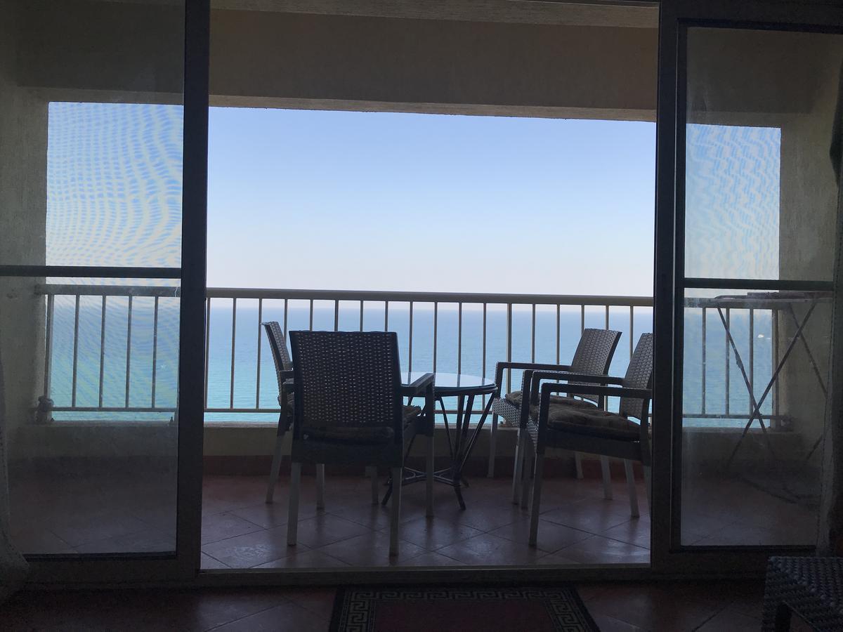 Porto Sokna Water Front Ground Floor Family Only Шале Айн-Сохна