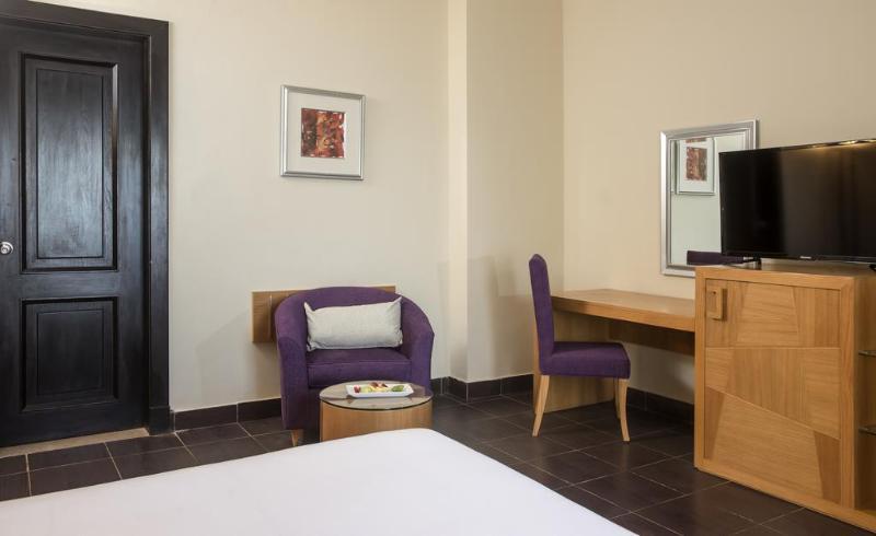 Porto Sokna Water Front Ground Floor Family Only * Айн-Сохна