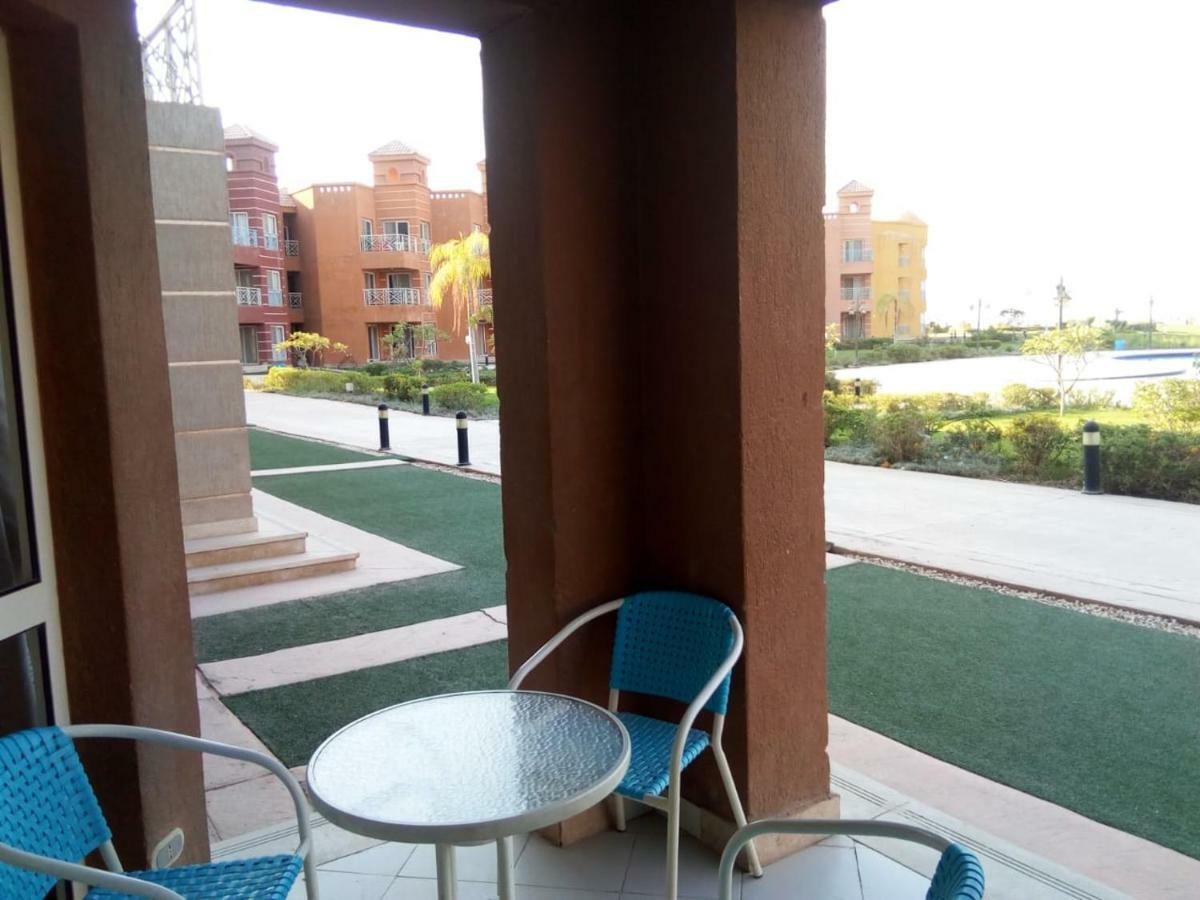Шале Porto Sokna Water Front Ground Floor Family Only *